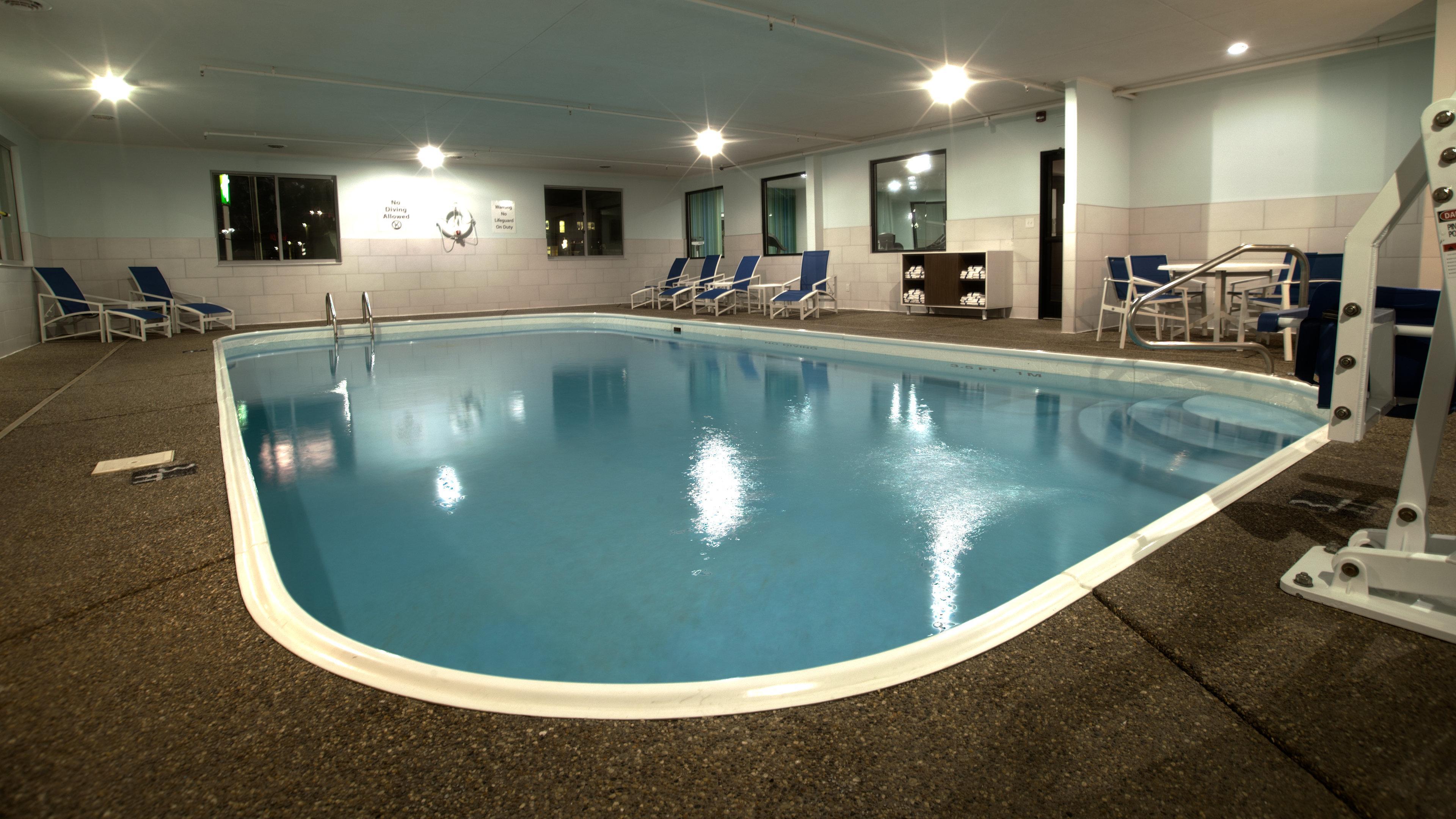 Express & Evansville North By Ihg 3*