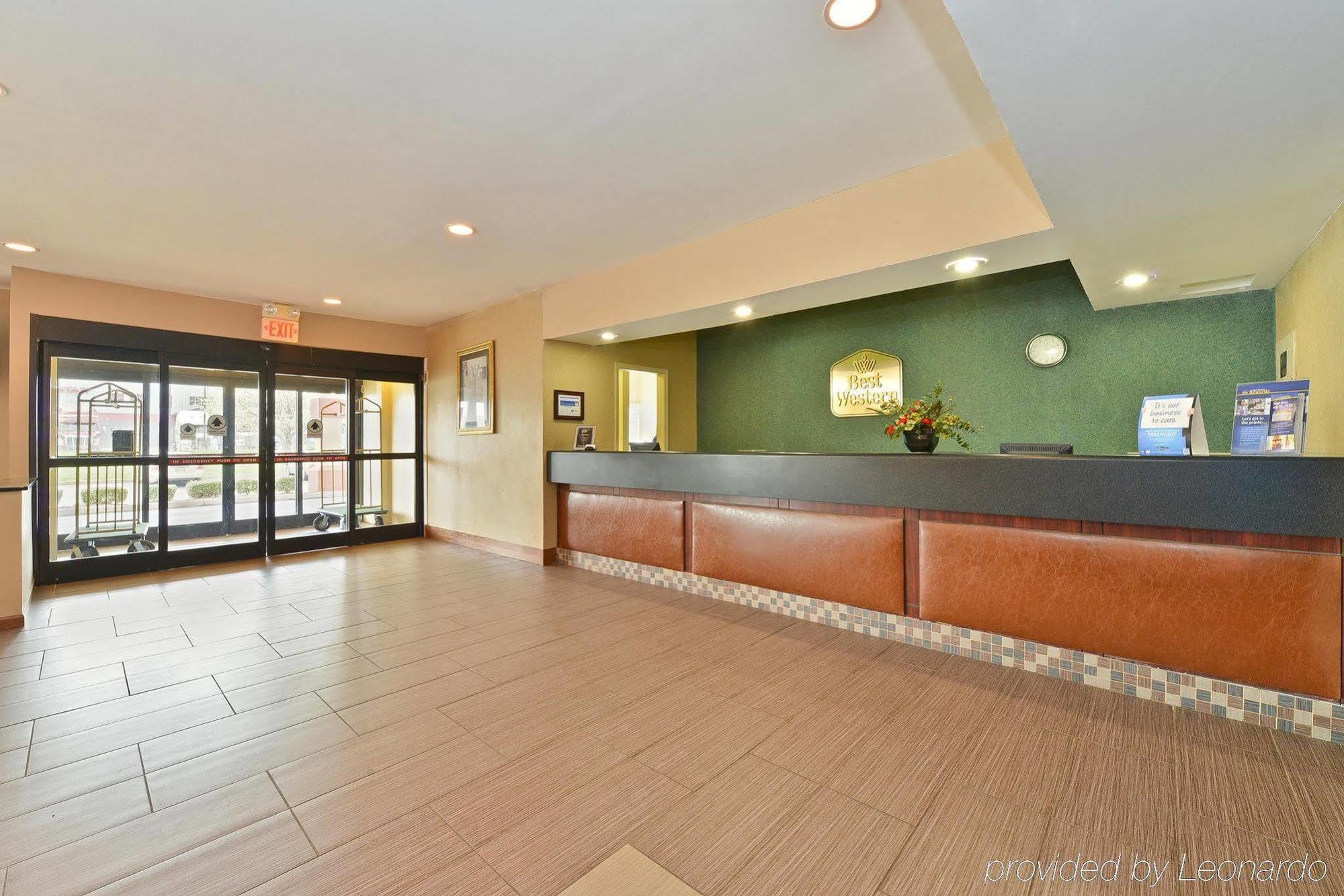 Hotel Express & Evansville North By Ihg 3*