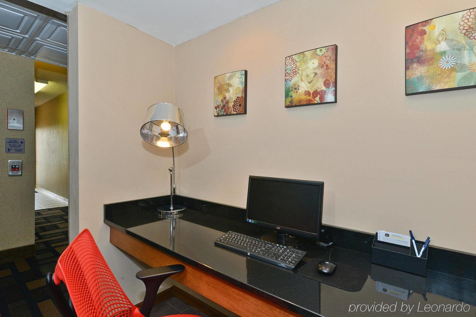 Express & Evansville North By Ihg