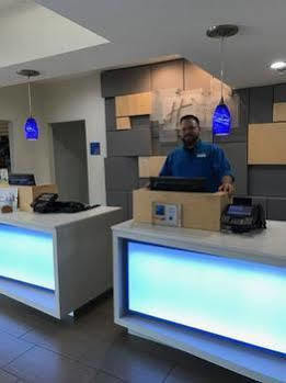 Express & Evansville North By Ihg